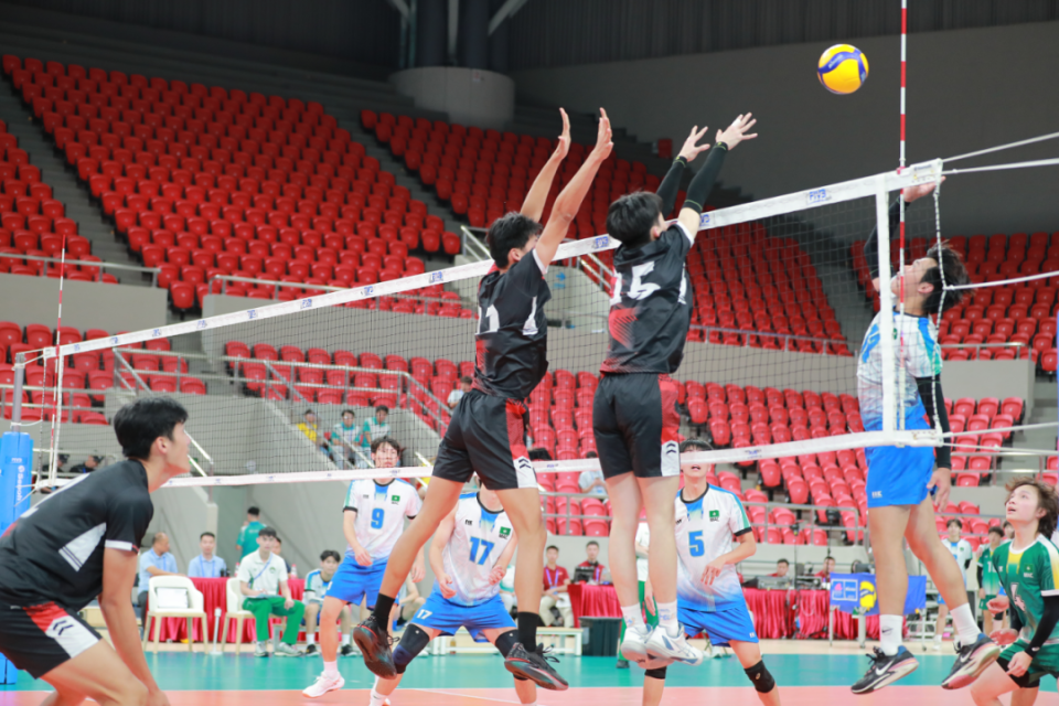 ZUgli, 届时, 广州体育学